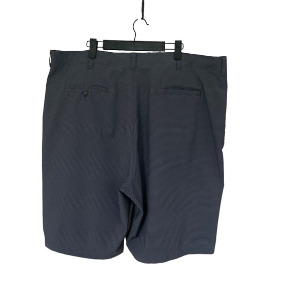 Ben Hogan golf shorts gray on gray striped, size 44, excellent condition. - Picture 5 of 8